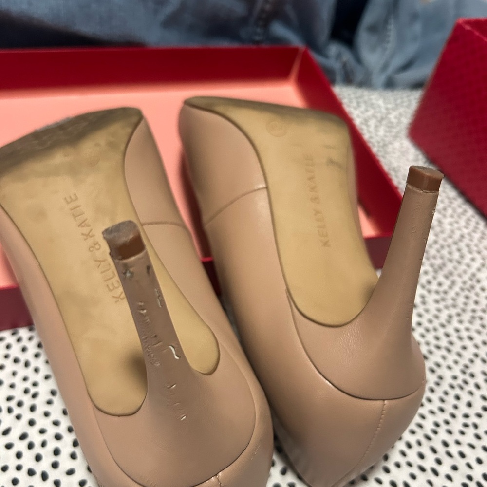 Kelly & Katie Nude Heels